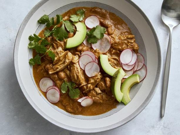 Real Simple.com: Chili uit de slowcooker met een twist, Chicken Mole Chili